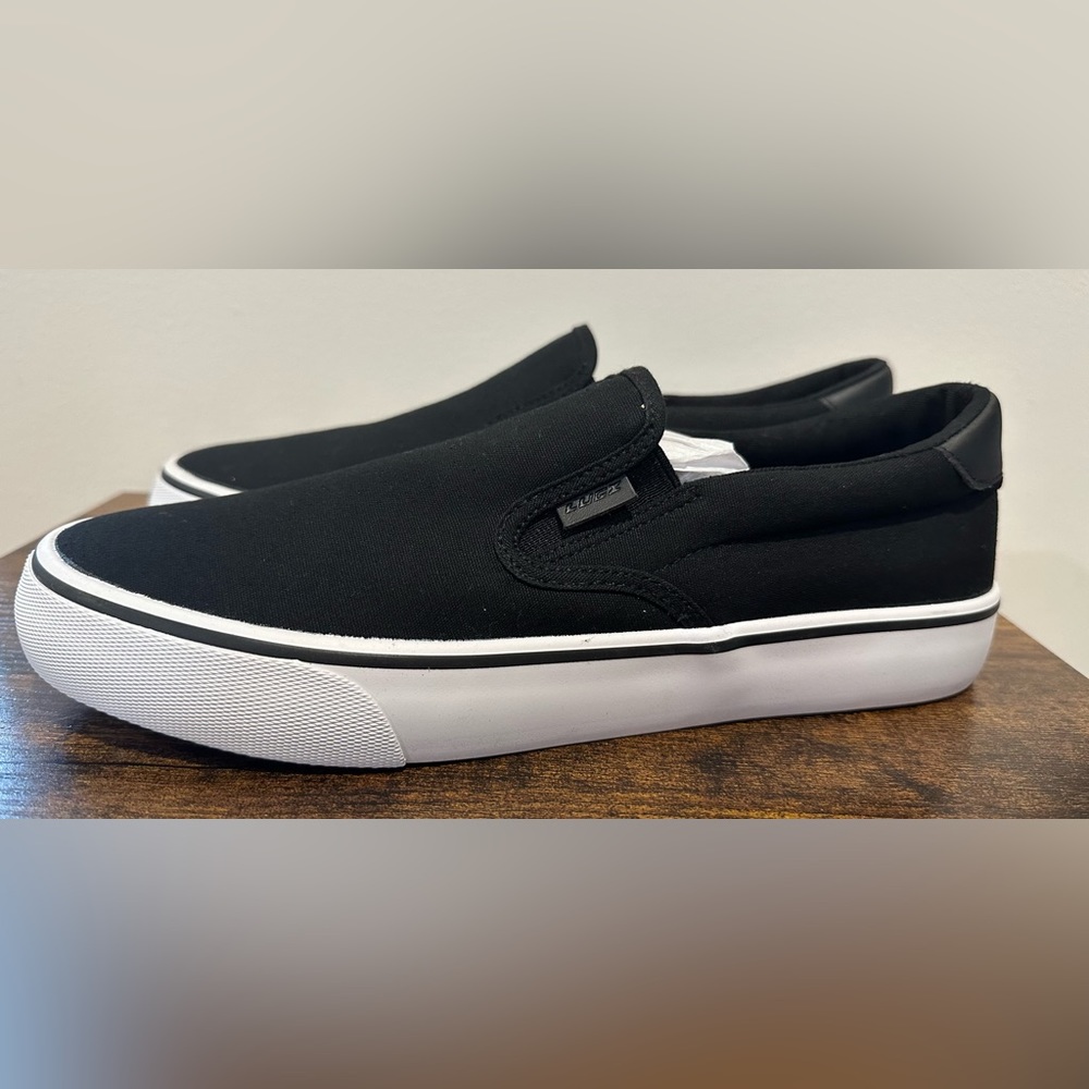 Lugz Womens Clipper Slide On Sneaker NWT Size 10